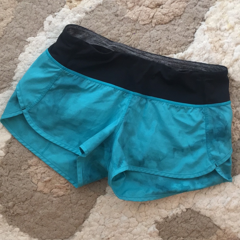 Lululemon tie-dye shorts ! Teal